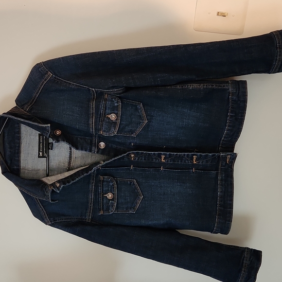 Nearly new Lee Modern Series jean jacket - Picture 2 of 4